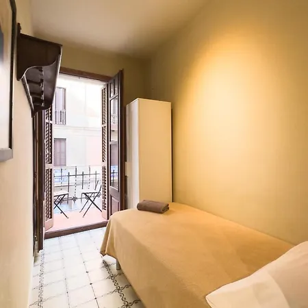 Aparteasy - Gracia Apartments-3