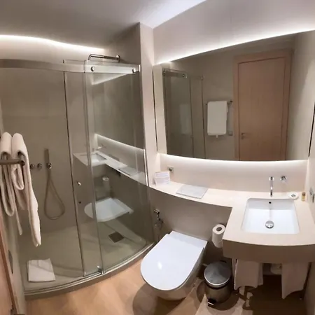 Casp 74 Apartments-3